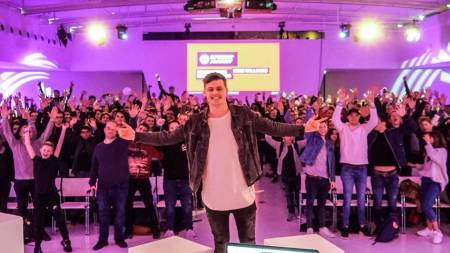 Mike Williams net worth 